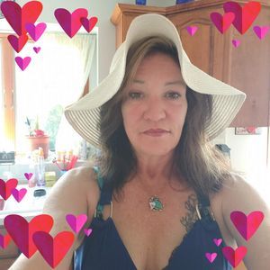 Meet your Posher, Christine